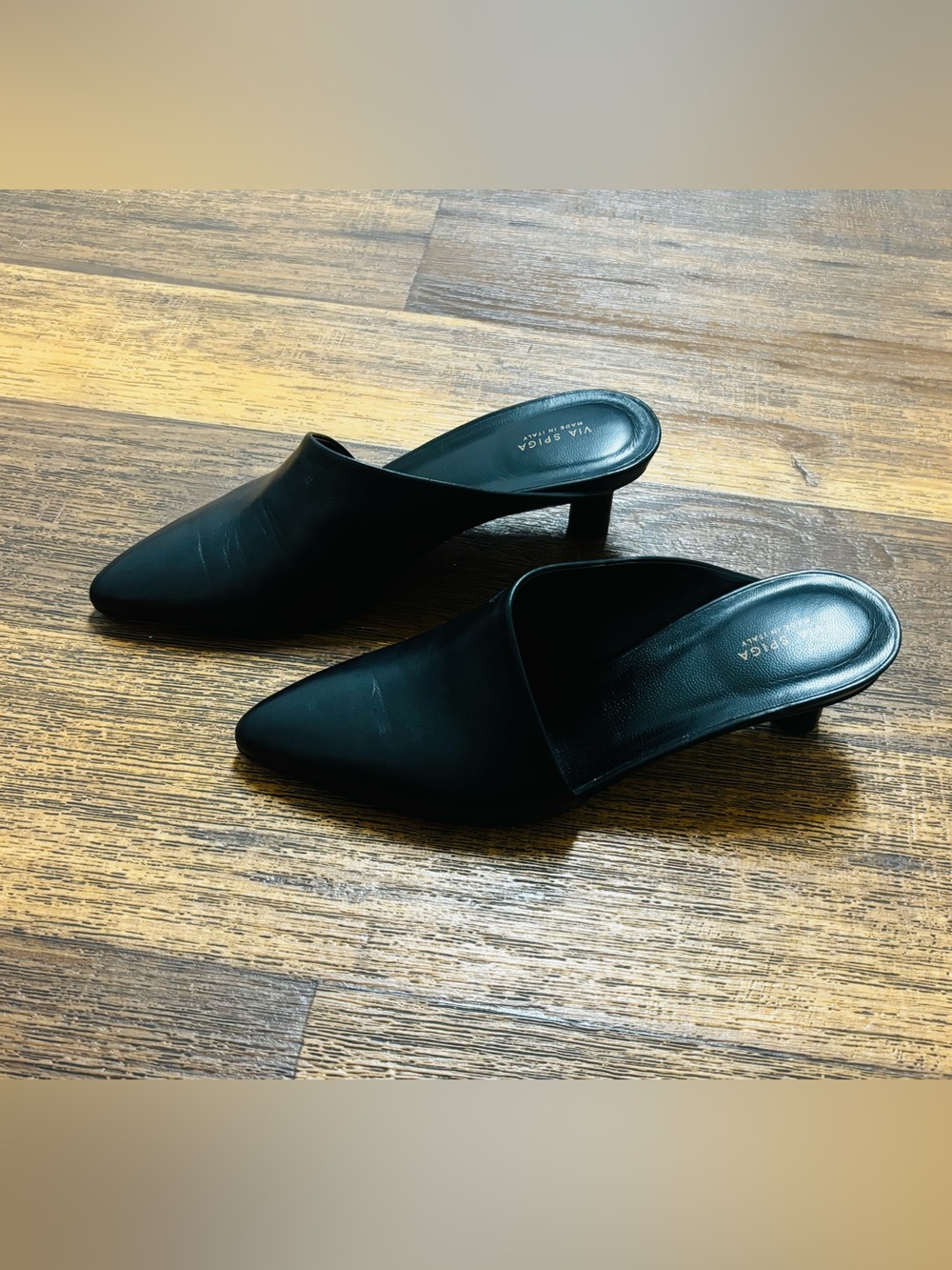 Via Spiga Black Pointed Leather Mule Heels - Picture 3 of 8